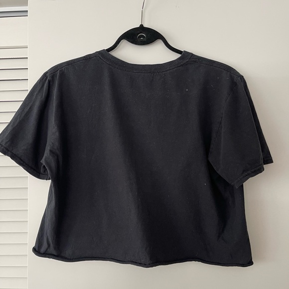 Vintage Cropped Tupac Tee - Picture 4 of 4